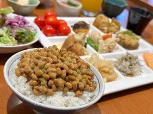 Café Restaurant Lavender アーバンホテル草津