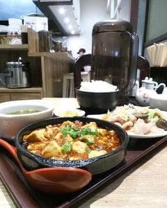 大明坦坦麺 パヴェリア店