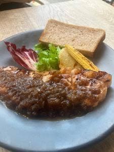 代官山HylifeporkTable