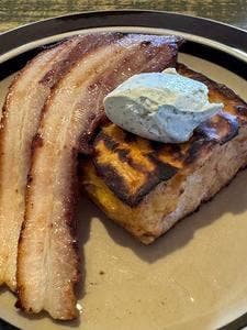 delica & liquor conne