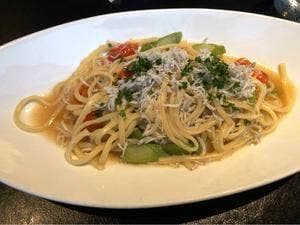 operetta 丸の内トラストタワー店