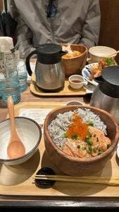 こめらく お茶漬けと、いろどり唐揚げ。 新宿ミロード店