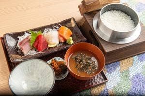 海鮮料理と釜めし あらき