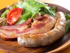 Sausage&Bar2by
