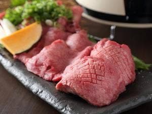 炭火焼肉 頂