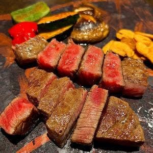 大阪鉄板焼き 神戸牛 TATARA