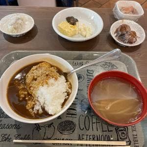 CAFE&BAR Kitchen J