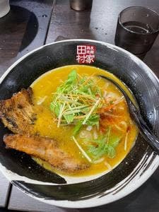 鶏炭焼麺専門店 田村家 高槻川添店