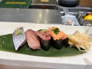 立食い寿司 根室花まる FOOD&TIME ISETAN YOKOHAMA店