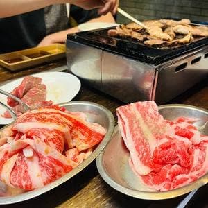 焼肉 一柳商店