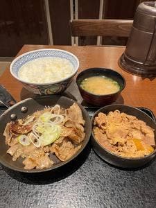 吉野家 阪急茨木市駅前店