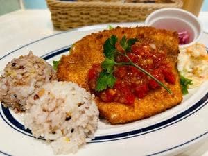Hawaiian Cafe OluOlu 西新宿店