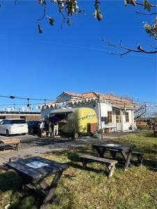 CLIFF CAFE