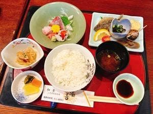 三河湾魚介料理 福善