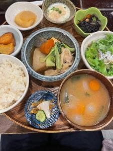 八百屋とごはん うらや福島店