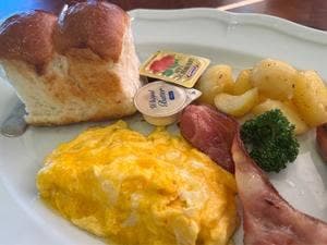 ロイヤルホスト 八王子インター店