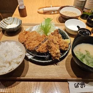 名代とんかつ かつくら 大阪国際空港店