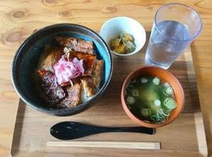 豚丼 まぜそば Moro