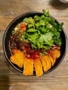 四川担々麺 ななつぼし 新橋店