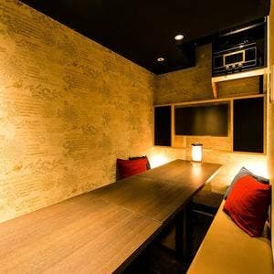 完全個室と肉バル 肉の王様 新横浜本店