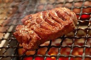 牛タンとがぶ飲みワイン MATSUDAYA 置賜店