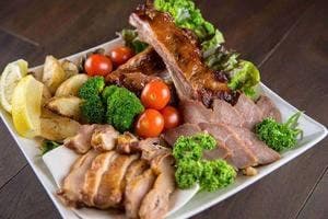 ニクバル・プロベッチョ 平田駅前店