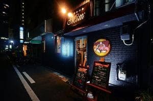 ガブ飲みバル Motti モッティ