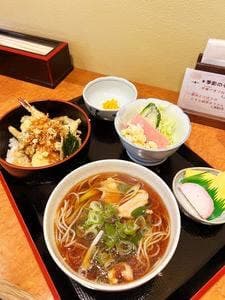 そば辰 本店