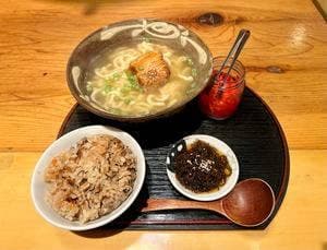 沖縄料理&越南料理 うぶすな