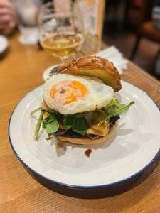 スライダーハウス 24Tap リパブリュー三島店