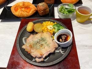 BAKERY RESTAURANT C ラクーア店