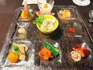 THE DINING シノワ 唐紅花&鉄板フレンチ 蒔絵