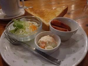 カフェベーカリー MINANO