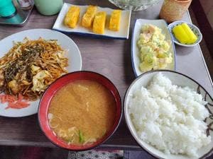 大衆食堂 菊屋