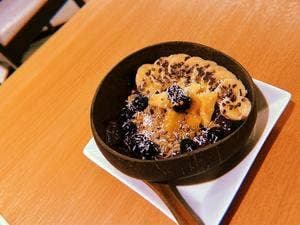 CAFE & BAR AiNA 福島店