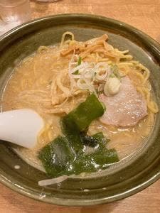 手作りの味噌らーめん 味噌樽