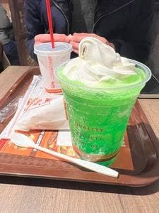 ウェンディーズ・ファーストキッチン 梅田芝田町店