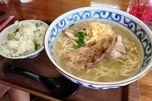 宮古島荷川取漁港 みなと食堂