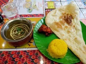 インドカレー ナンハウス 下総中山店