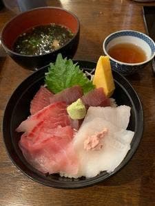 海鮮丼屋 海舟 早川漁村店