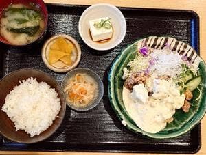 食事処 かごのめ ピピアめふ