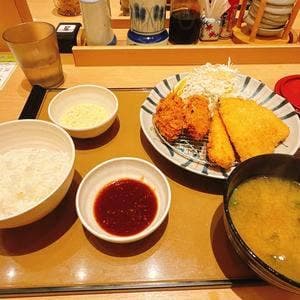 やよい軒 八日市店