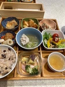 銀座朝食ラボ