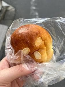 アカリベーカリー