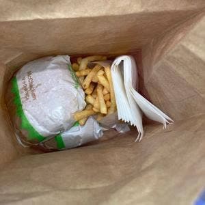 マクドナルド JR新宿南口店