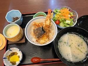 海の御食事処 でん助茶屋 ホテル・サンミ倶楽部 別館