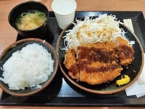 カツ丼・トンテキ 豚屋とん一 あべのキューズモール店