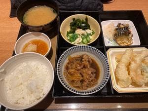 やよい軒 新中野店