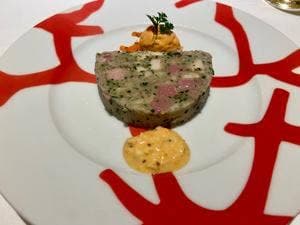 シェ・イノ