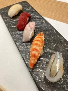 鮨 ひろ海
